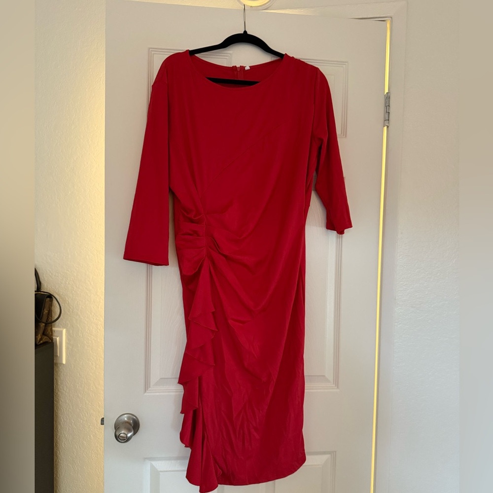 RED SIDE RUCHED DRESS